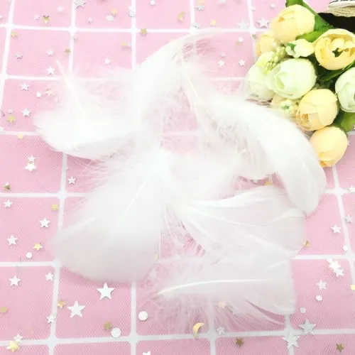 Мягкий пушистый Плюм 100 шт 4-8 см плавающий гусиное перо DIY светильник цветные маленькие перья праздничные вечерние DIY ремесло свадебное украшение - Цвет: White