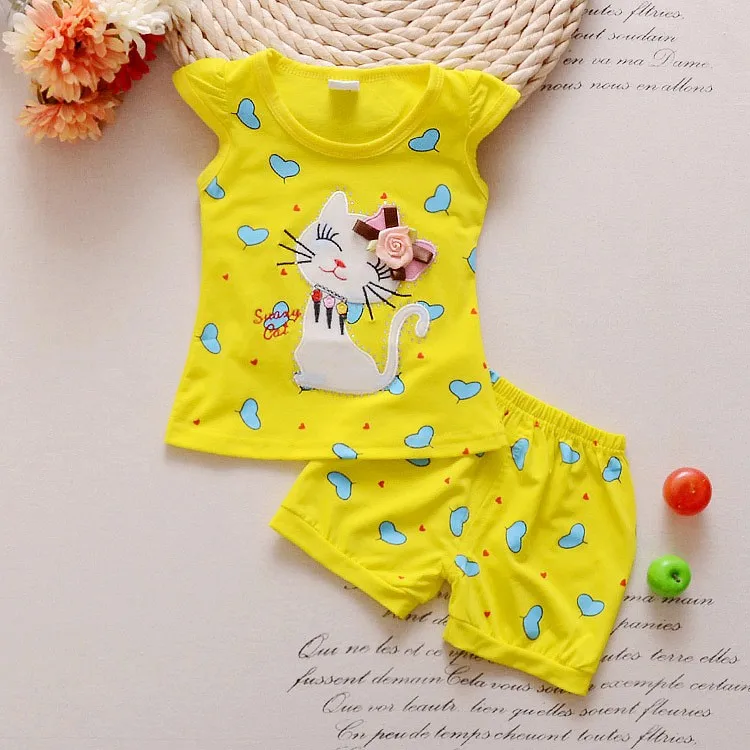 Одежда для младенцев; комплекты летней одежды для маленьких девочек; комплекты одежды из 2 предметов с рисунком кота и сердца; летний комплект для девочек «hello kitty» - Цвет: Цвет: желтый