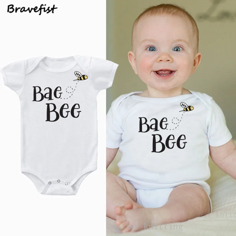 

Lovely Summer Baby Jumpsuits 0-24Month Short Sleeve BAE BEE Letters Print Newborn Bodysuits Short Sleeve Outfits Kids Onesie
