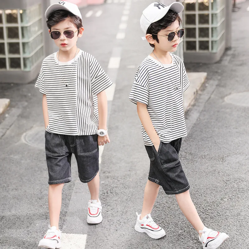 

2019 Boy Summer Short-sleeved Striped Fashion Set