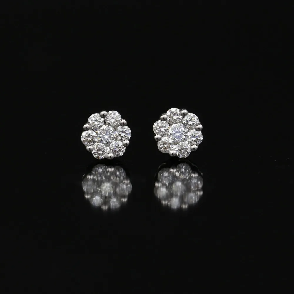 

LASAMERO 0.078CT Round Cut Natural Diamond Cluster Earrings 18K Gold Diamond Halo Stud Earrings Fine Jewelry Earring Studs