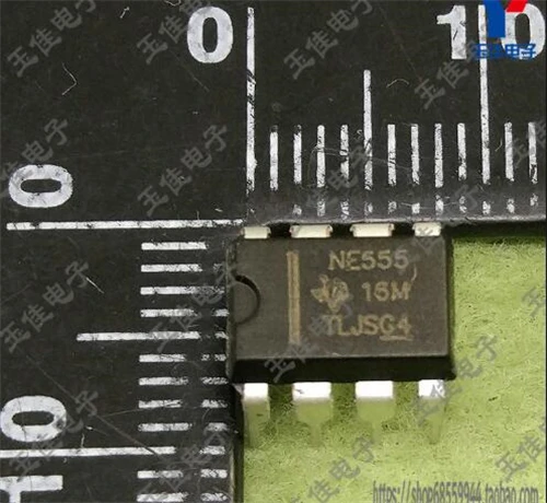 Бесплатная доставка! NE555 DIP 8 time circuit chip|Запасные части| |