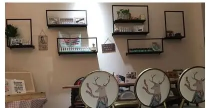 Nail Art Display Nail Polish Plastic Shelf Nail Polish Shelf Cosmetics Store Display Cabinet Shelf Wall Shelf.