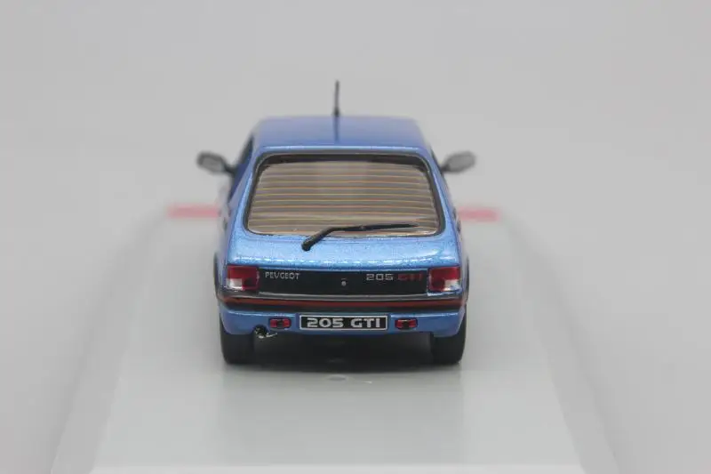 1:43 peugeot 205 GTI 1984 л 1994-сплав модель автомобиля литой металл игрушки подарок на день рождения для детей мальчик другой