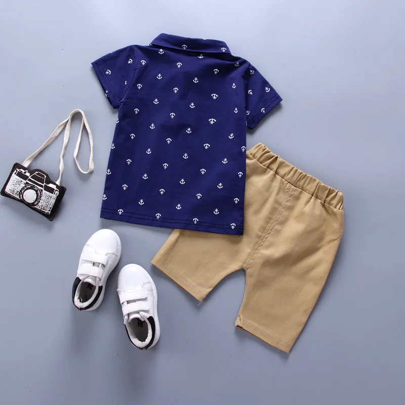 Bibicola Мальчики Костюмы летние комплекты Комплект одежды для маленьких мальчиков джентльмен стильная футболка поло + брюки комплект из 2