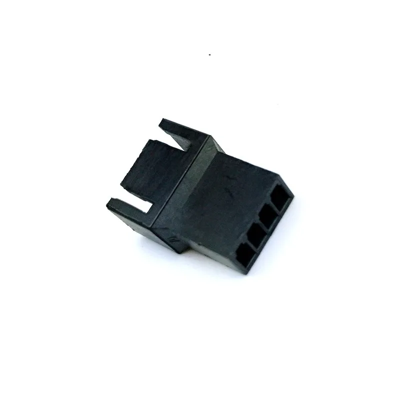 fan_male_4_pin_male_connector_1