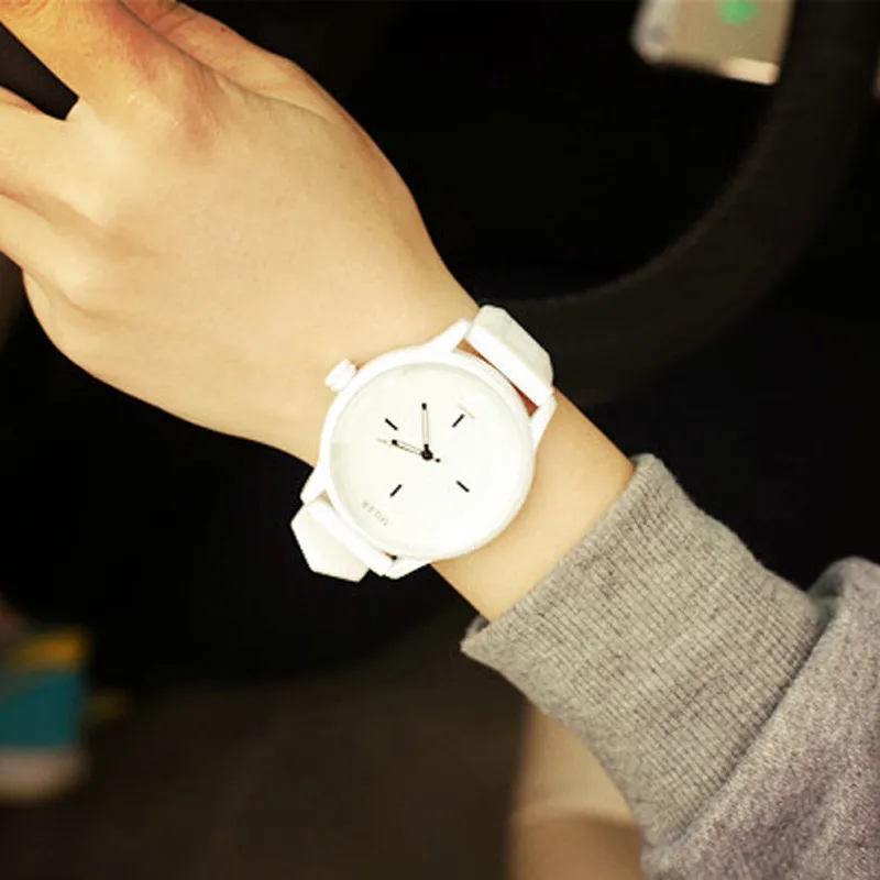 

Unisex Men Women Lover's Quartz Analog Wrist Watch Watches White Black Silicone Women's Watch Watches For Female Male Student