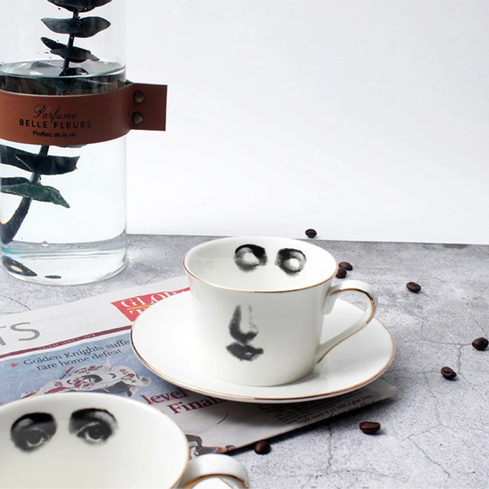 Fornasetti чайная чашка скандинавский винтажный костяной фарфор кофейные кружки с подносом набор практичный праздничный подарок уникальная кружка для молока украшение дома