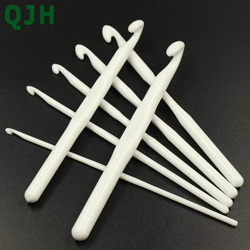 New-Product-7pcs-Pure-White-Plastic-Crochet-Hooks-Knit-Needles-Weave-Craft-Knitting-Needle-DIY-Crafts