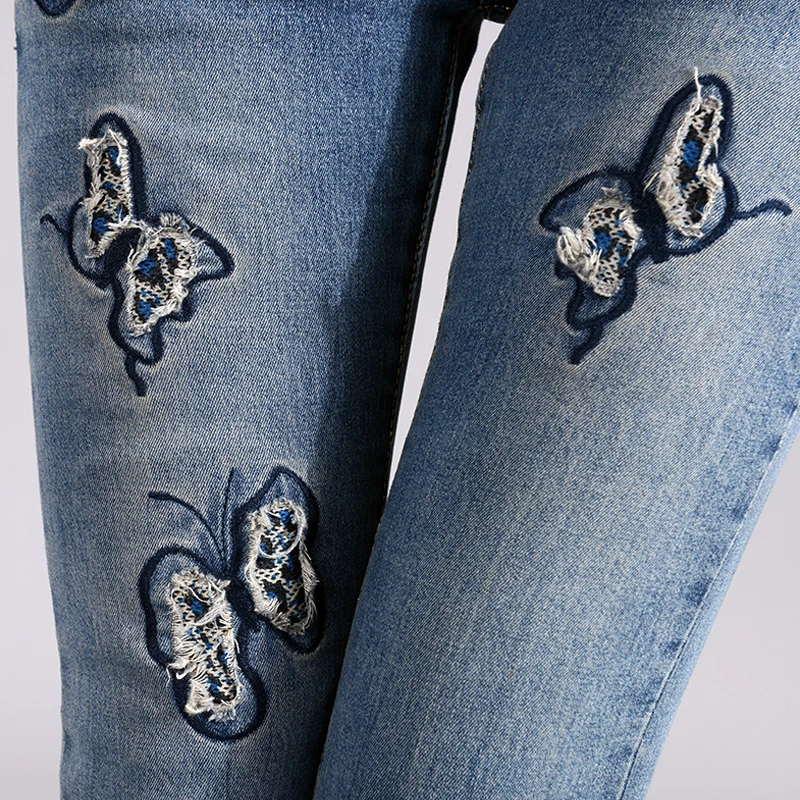 2019 Summer Fashion Pencil Denim Jeans Women Butterfly Embroidered Jeans Female Blue Casual 25-36 Pants Capris Y253