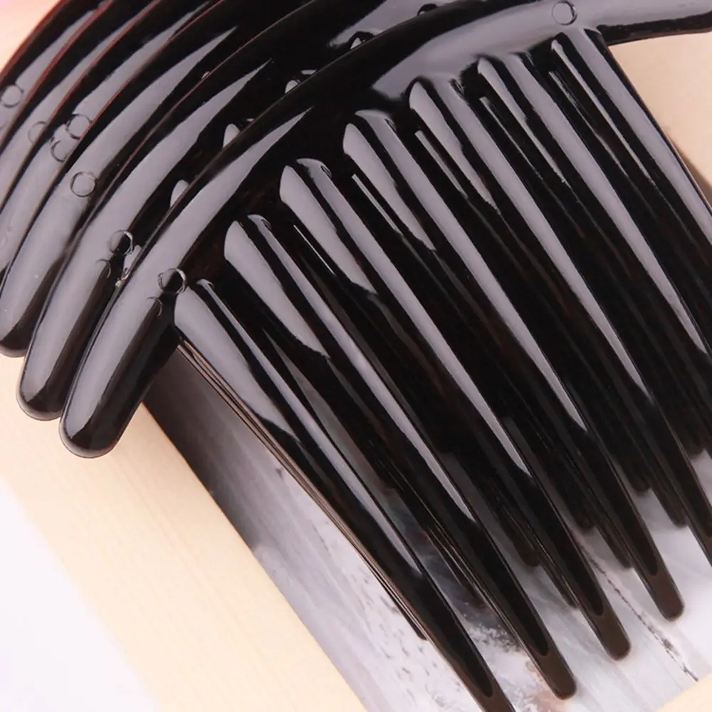 HEG_9843595732_1412825728