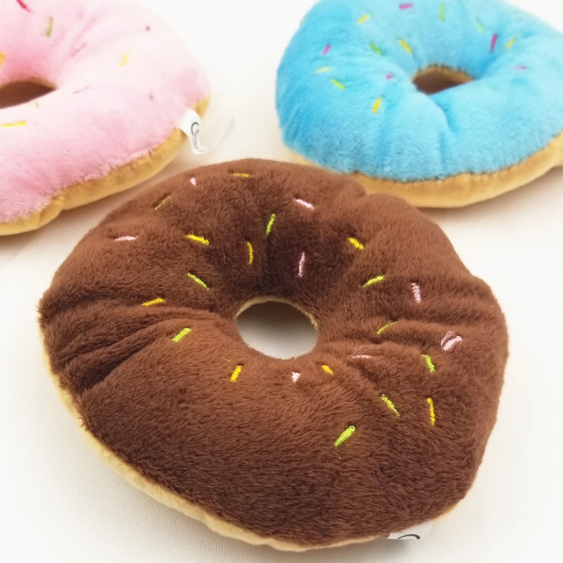 

Pet Supply Top Quality Pet Dog Toy Bread Shape Puppy Chew Toys Teath Cleaning Outdoor Fun Training Chew Squeaker