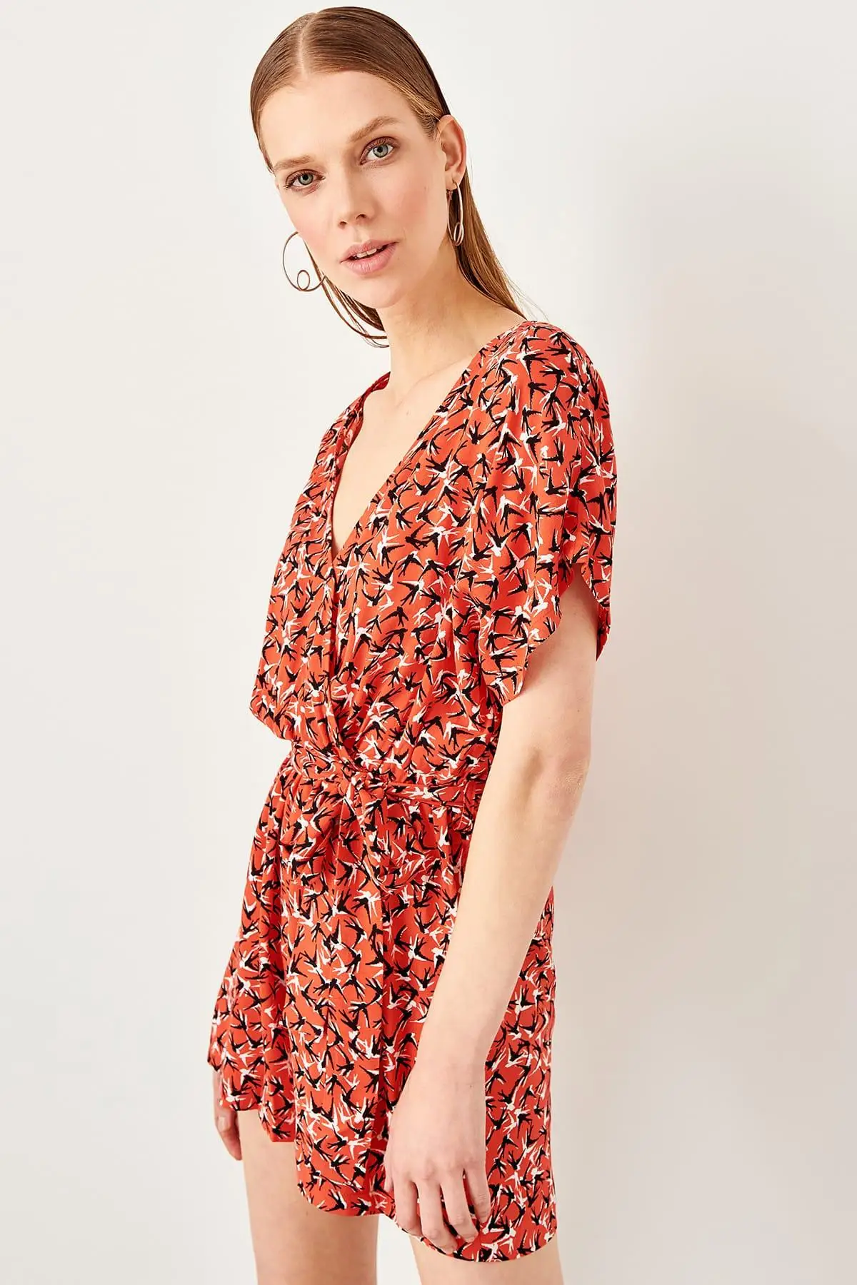 

Trendyol Red Flower Print Jumpsuit TWOSS19AP0275