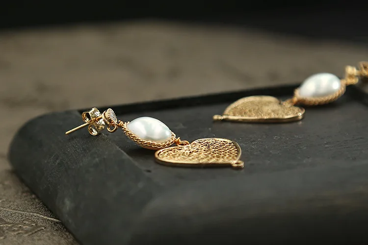 Серьги из натурального жемчуга с иглой для сохранения цвета и предотвращения аллергии оптом
