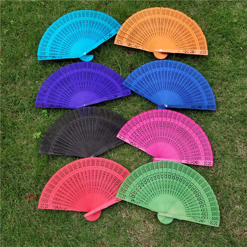 

2019 New Solid Foldable Wood Dance Fans Home Table Hollow Out Decorative Fans Photo Props Creative Gifts