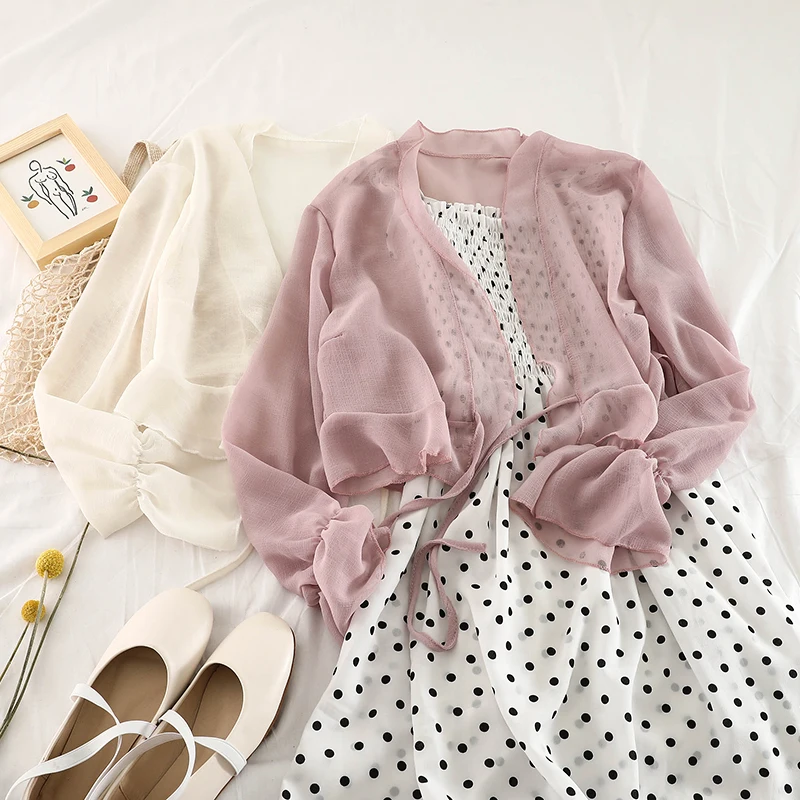 

2019 new fashion women's blouse shirt Spring straps chiffon short fresh mesh cardigan sunscreen G966