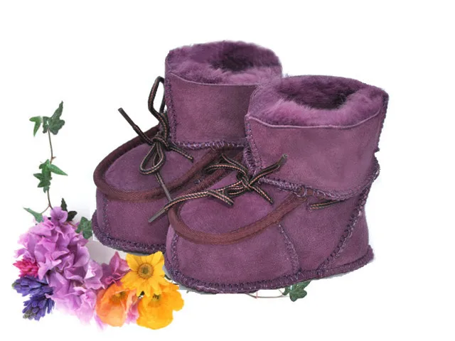 Зимняя разноцветная детская обувь ручной работы с овечьим мехом; От 0 до 1 года из натуральной кожи для малышей; теплые мягкие детские мокасины