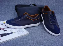 Latest style Skateboard-Schuhe Men Blue Men Brand Shoes Sneakers Genuine Leather Breathable Deodorization 9 size and 5 Colors