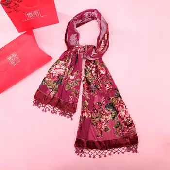 

Fashion Velvet Scarf Stoles For Women New Print Big Size Tassels Shawls Muffler Soft Warm Tippet Wrap Flower Beads Echarpes Chal