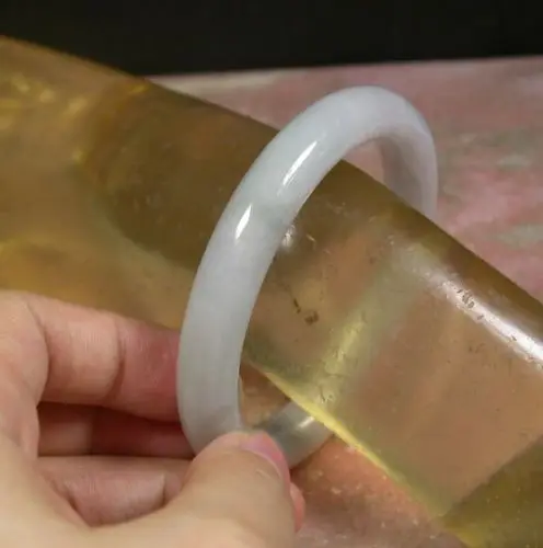 

Free shipping 2411 Certified White Natural Semi-precious Stone Bangle Bracelet