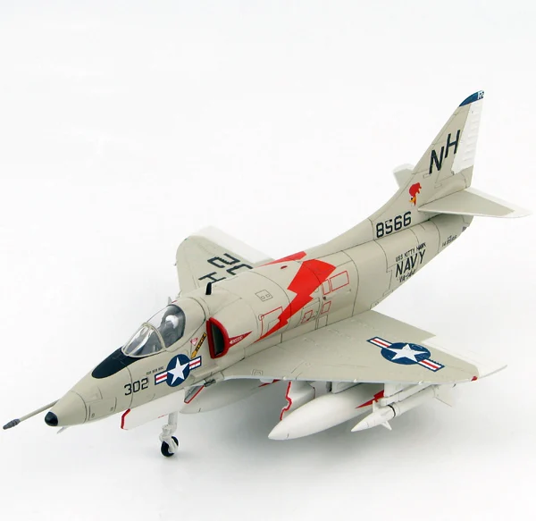 

1/72 HA1423 US Navy A-4C Skyhawk attack aircraft model Kitty Hawk Favorites Model