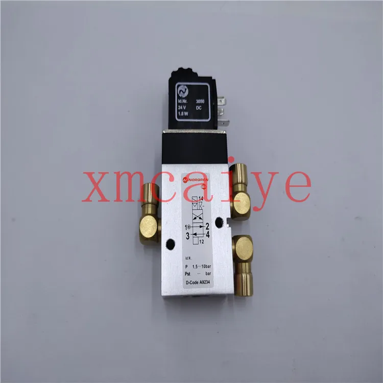 

S9.184.1051 Pneumatic 4-2 Way Valve 6mm Push Fits x3 Brass Mouthpiece SM102 SM74 PM52 Machine