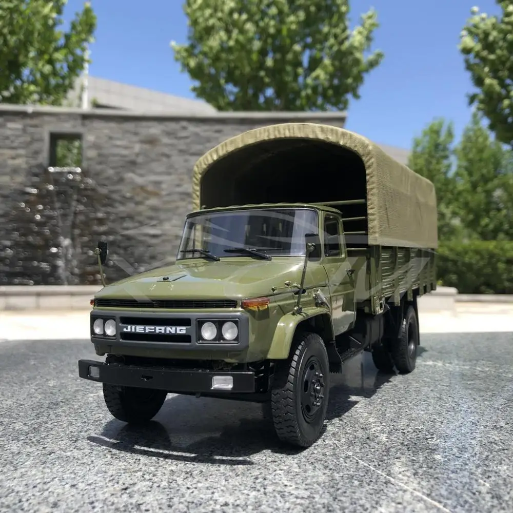 Литой автомобиль модель Jiefang CA141 грузовик век Дракон 1:24 (зеленый) + маленький