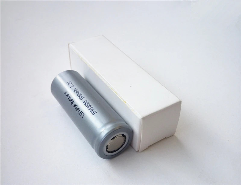 Перезаряжаемый LiFePO IPR 18500 литий-железо-фосфат 3,2 V LFP 1000mAh аккумулятор с бесплатным зарядным устройством