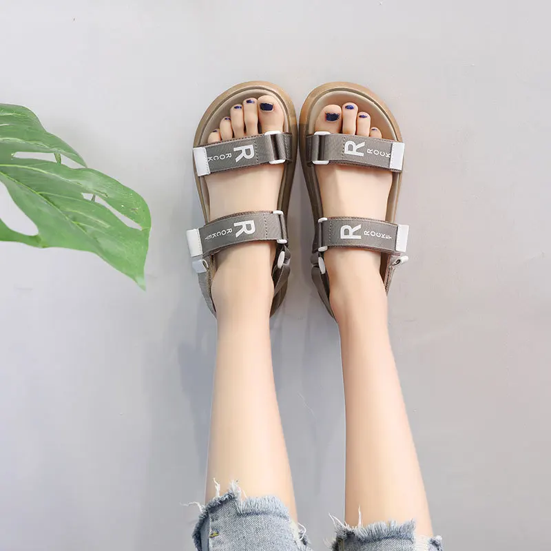 

2019 summer new style simple simple solid color thick soles sandals women comfortable wild Roman style casual sandals