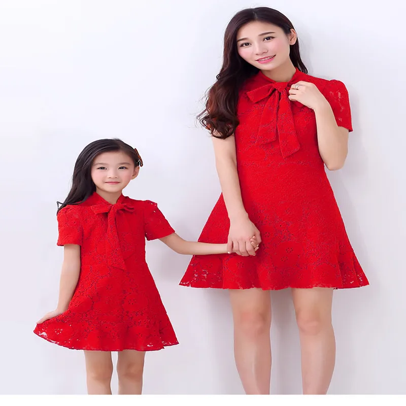 

Maggie's Walker summer mother and daughter red lace dress mother summer lady dress girl bow decorated dress family elegant dress