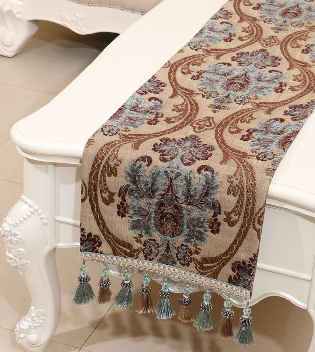 European Multi Tassel Table Runner Fashion Simple Protective Mats