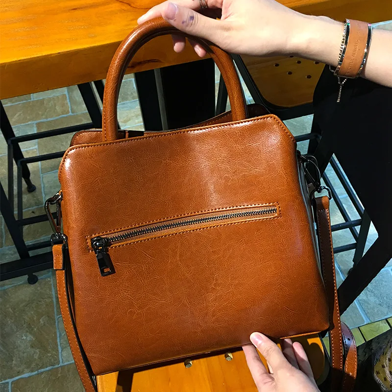 Elegant and new leisure women leather handbags Large capacity crocodile vertical portrait Genuine Leather shoulder bag