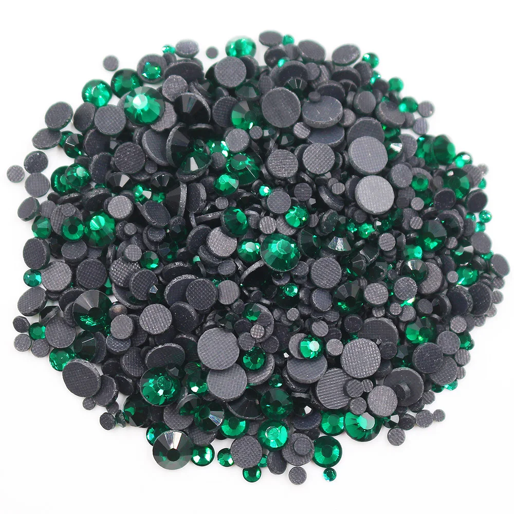 

Fabric Rhinestones 2500pcs Flat-back Shiny Crystals Strass Glass Stones And Crystals HotFfix Rhinestones For Garment Decoration