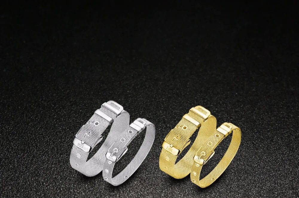 4181472700_735333281