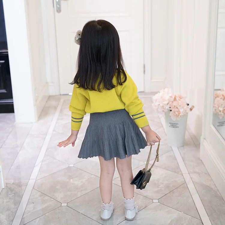 Комплект зимней одежды для девочек 2-7 лет, вязаный желтый пуловер и серая юбка детский брендовый костюм