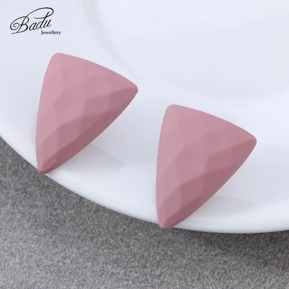 Badu геометрические серьги-гвоздики с треугольниками Неровная поверхность модные простые женские серьги индивидуальные трендовые