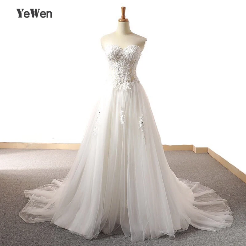 High end Elegant Ivory A Line Wedding Dress 2018 Long Sleeveless Lace