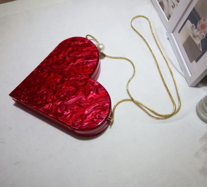 Unique Designer Acrylic Clutch Fashion Cute Red Heart Shape Pearl Chain Party Evening bag Women Shoulder Bags Hot Handbag Purses Unique Designer Acrylic Clutch Fashion Cute Red Heart Shape Pearl Chain Party Evening bag Women Shoulder Bags Hot Handbag Purses