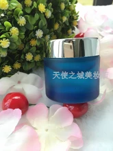 Magic moisturizing essence, moisturizing anti acne repair after sun soothing whitening.