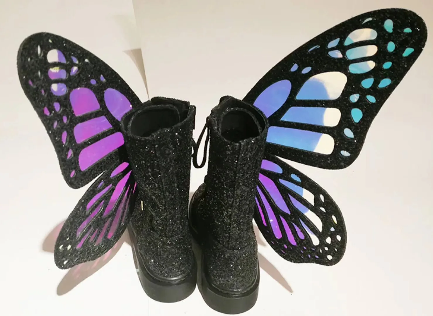 Мода большая бабочка женские ботильоны блеск кожи Bling Обувь для подиума роскошная дизайнерская обувь для женщин женские сапоги