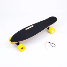 Bluetooth wireless Control Electric Hoverboard Skateboard Boosted Canadian Maple Panel Material 4 Wheel Electric Skateboard