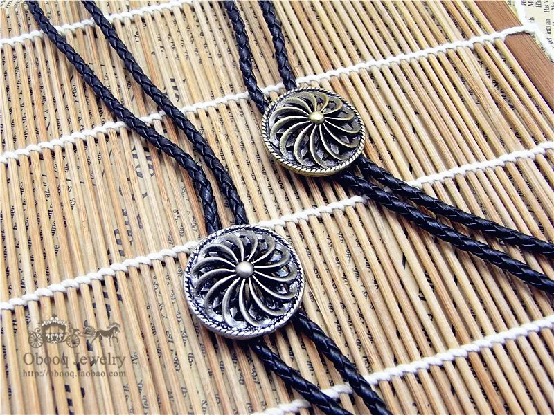 

Bolo Tie Retro shirt chain spiral shield Poirot led rope leather necklace Long tie hang