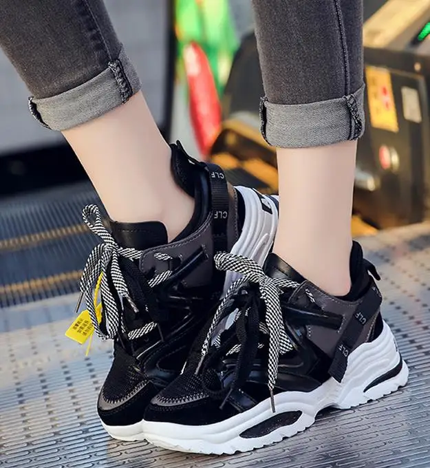 Женские кроссовки; цветные кроссовки на платформе; дышащая прогулочная обувь; повседневная обувь на шнурках; черная обувь