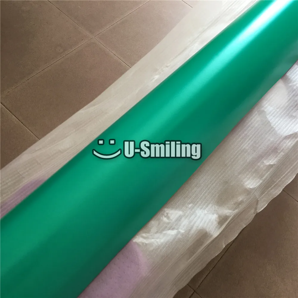 Tiffany-Blue-Satin-Metallic-Vinyl-Car-Wrap (44)
