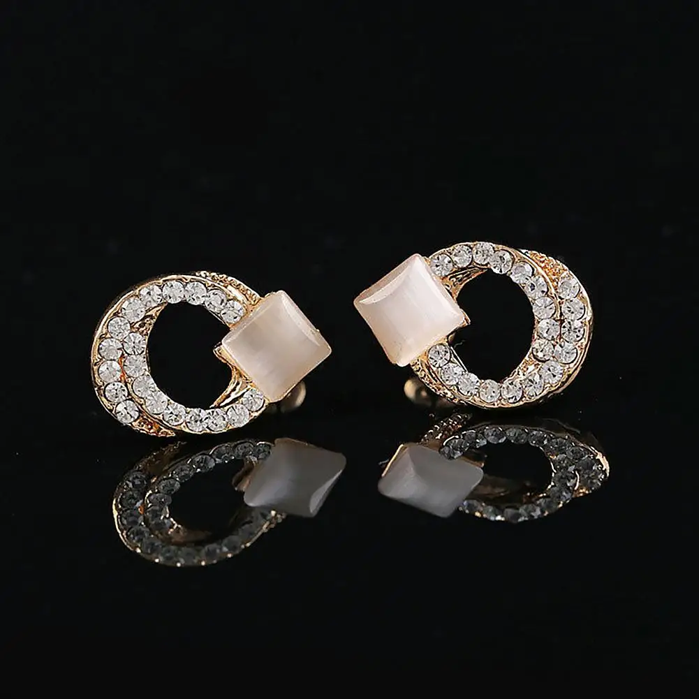 

1 Pair Fashion Women Lady Elegant Crystal Rhinestone Ear Stud Gold Earrings