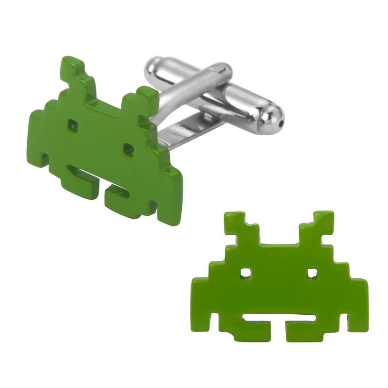 

The new high quality men's fashion jewelry wholesale retail Cufflinks design green film Superman robot Cufflinks