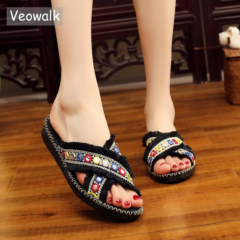 Тапочки Veowalk женские с перекрестными лямками хлопок плоская подошва кисточки