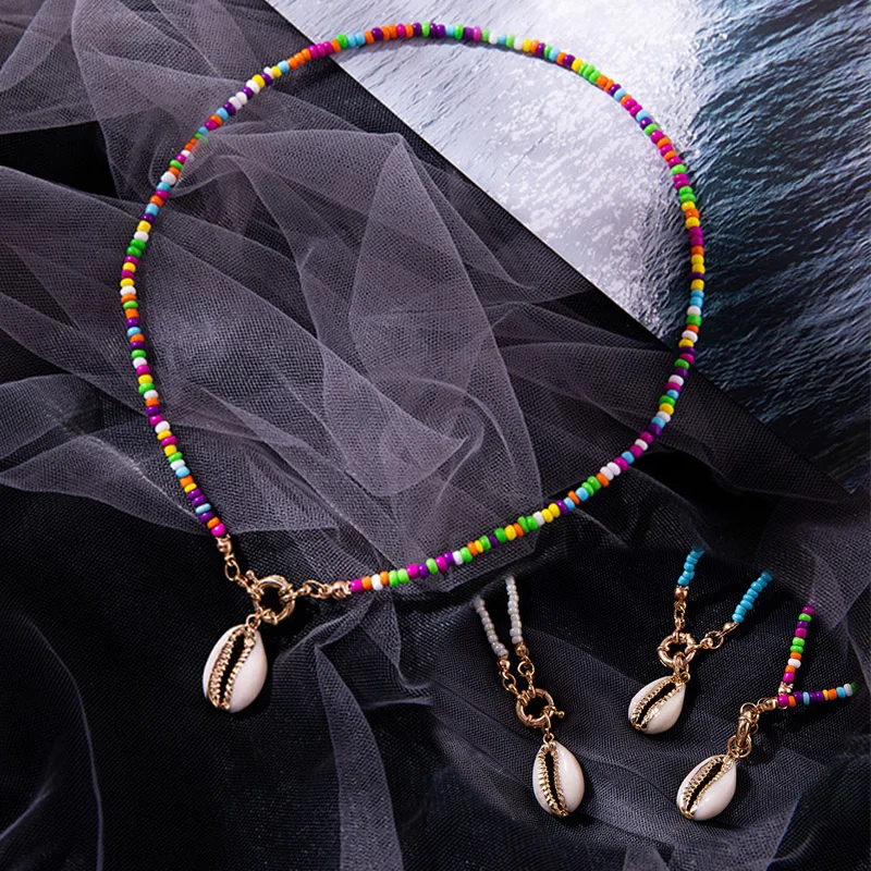 

2019 New Arrival Conch 1PC Shell Pendant Women Necklaces Bohemian Colourful Colorful Seed Beads Green Beige Gifts Girls Seaside