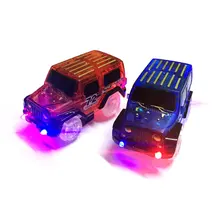 Светодиодный светящийся автомобиль для светящиеся рельсы электроника игрушки для автомобиля с мигающими огнями Необычные игрушки DIY детские железные дороги светящаяся машина трек автомобиль