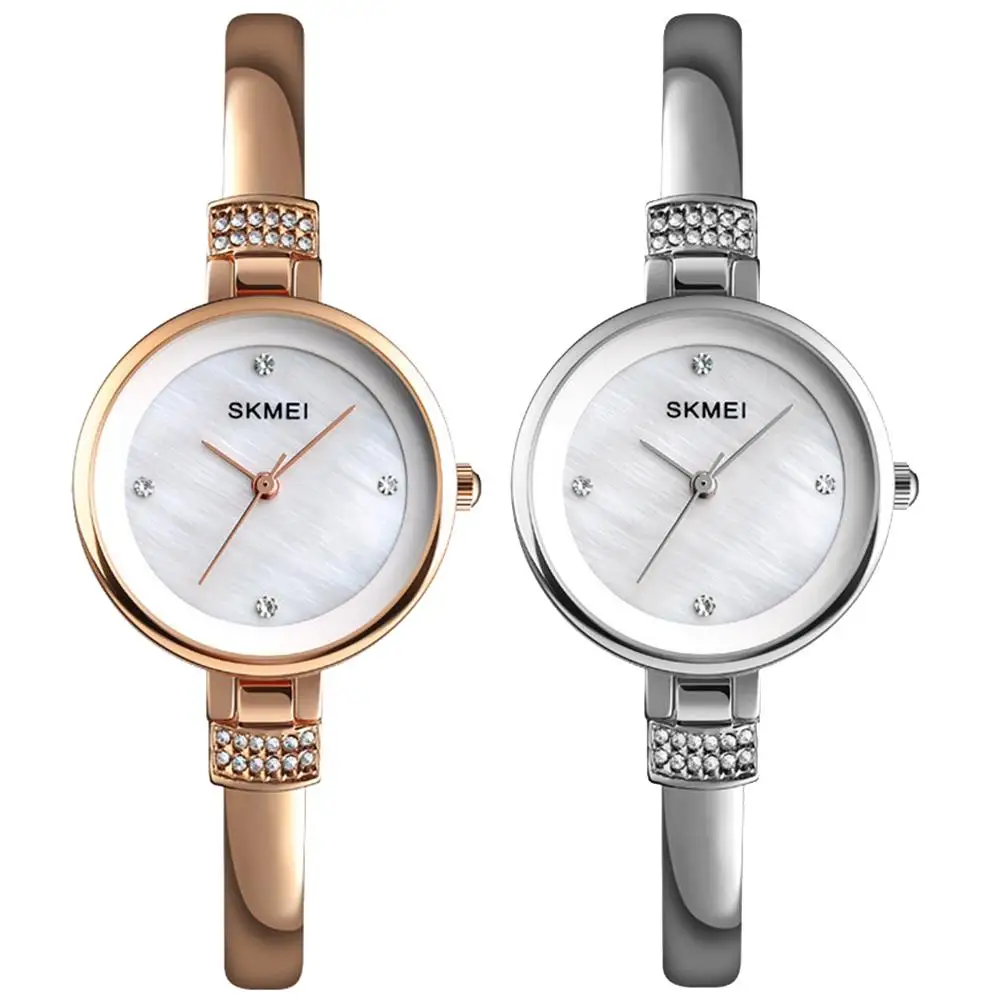 

Bluelans Rhinestone Inlaid Women Fashion No Numbers Round Dial Quartz Wrist Watch